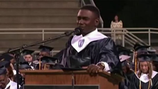 viral-graduation-video-deon-vs-earth