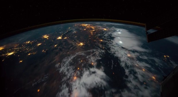 earth-footage-deon-vs-earth